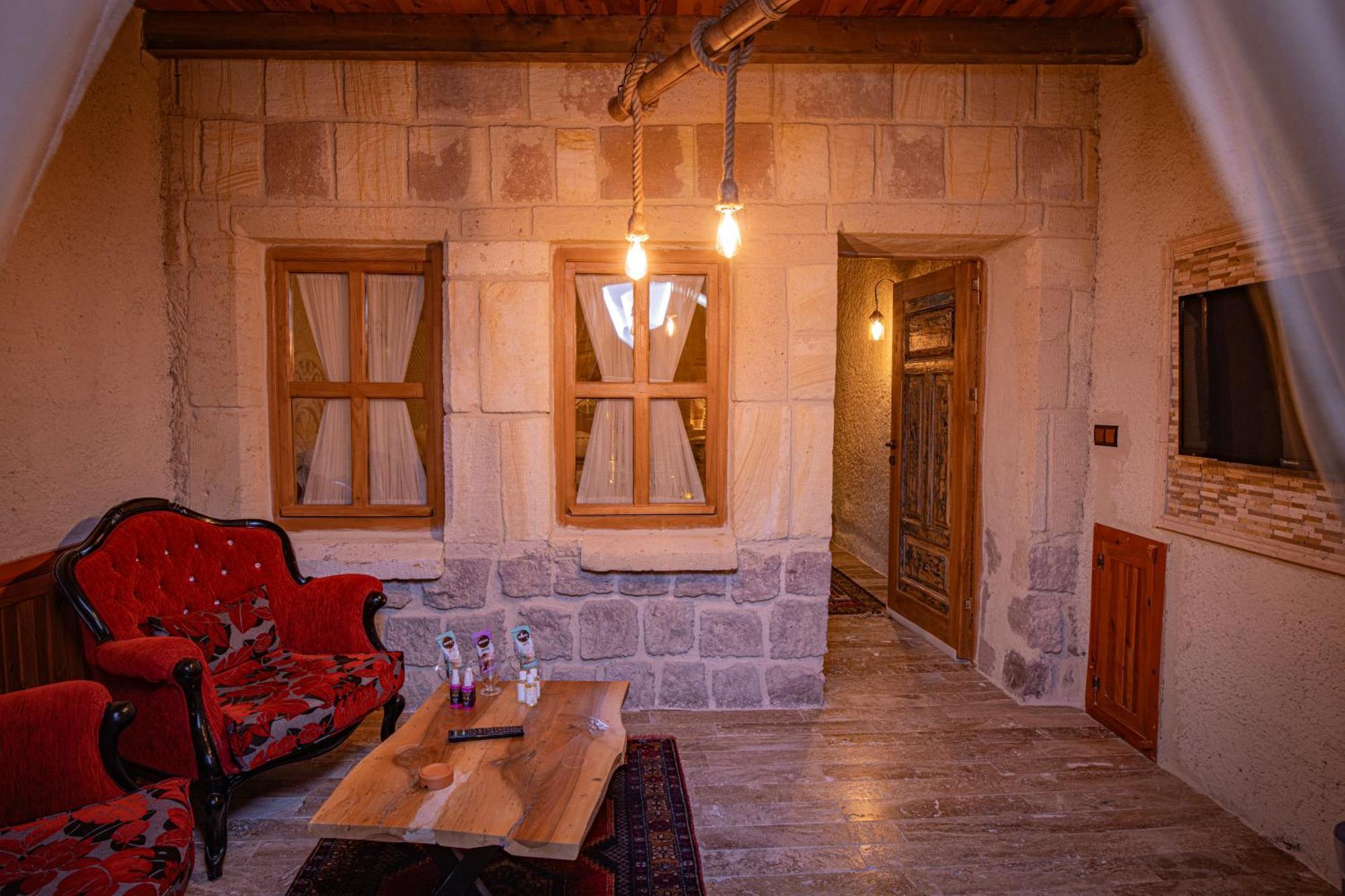 Sur Cave Hotel Ürgüp Exterior photo